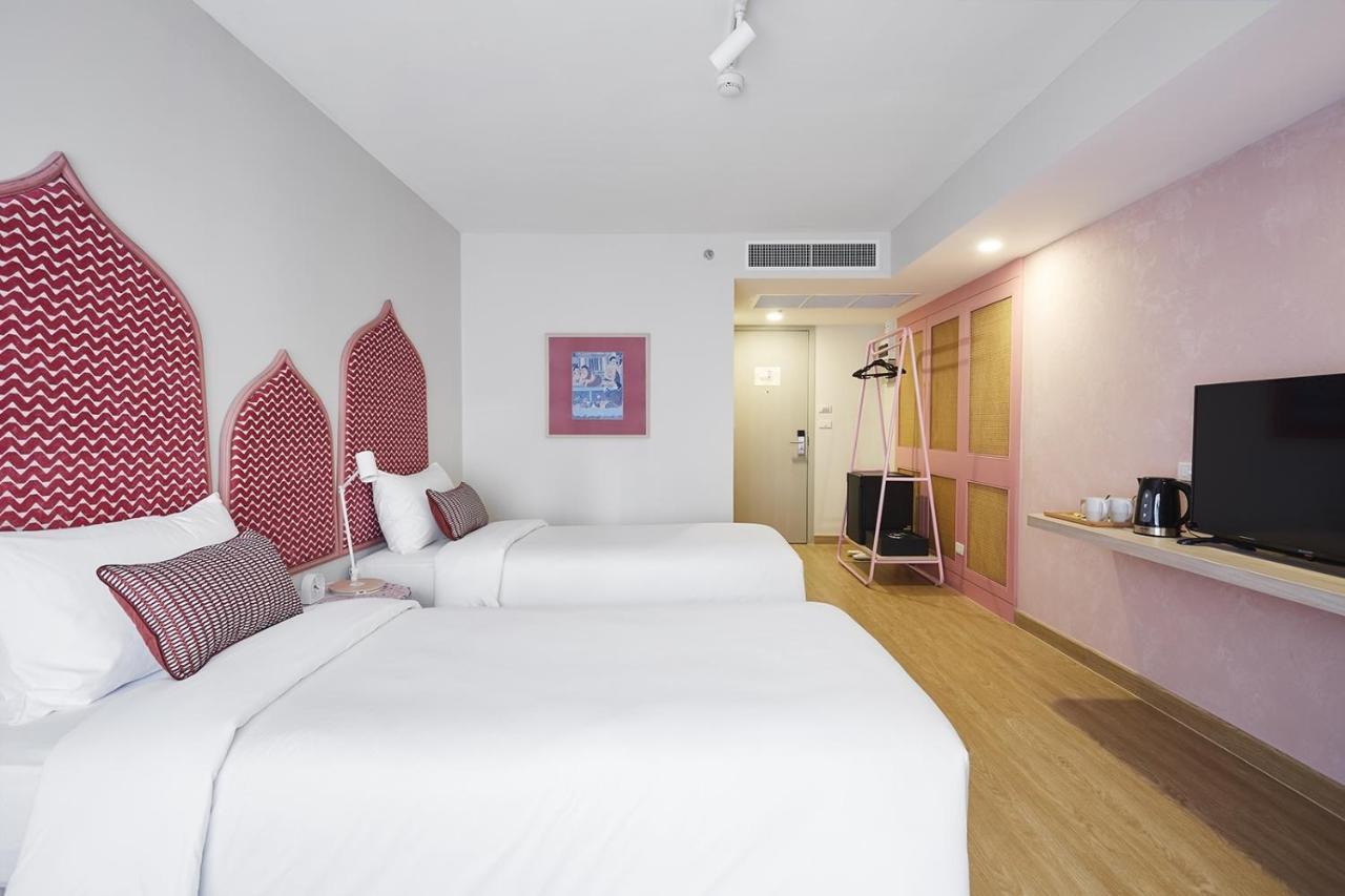 56 Surawong Hotel Bangkok Exterior photo