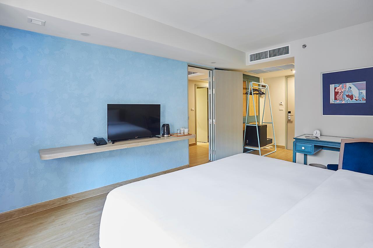 56 Surawong Hotel Bangkok Exterior photo